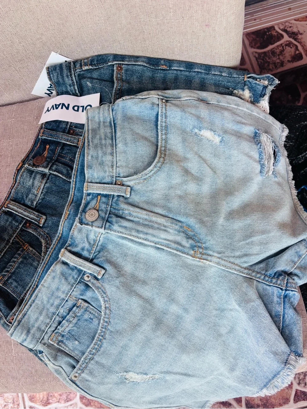 Old Navy Light Wash Boyfriend Denim Shorts